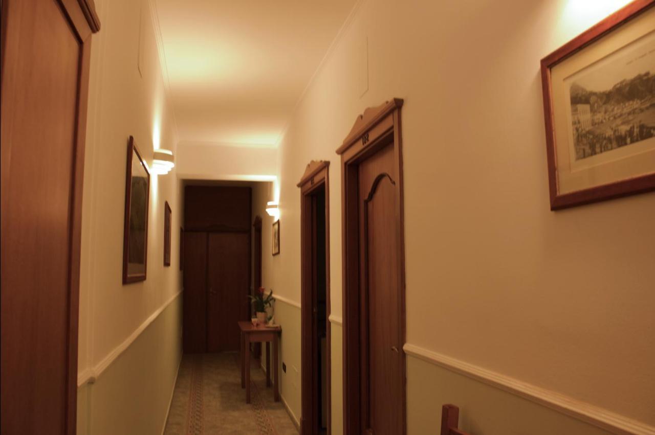 Bed and Breakfast La Trinacria Giardini Naxos Exteriér fotografie
